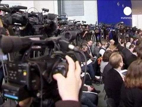 Merkel-Sarkozy: anticipo firma patto fiscael Ue a 1 marzo