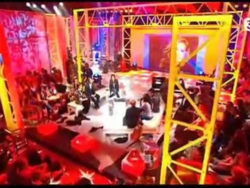 Amel Bent  -  A Ma Maniére  - In Live -