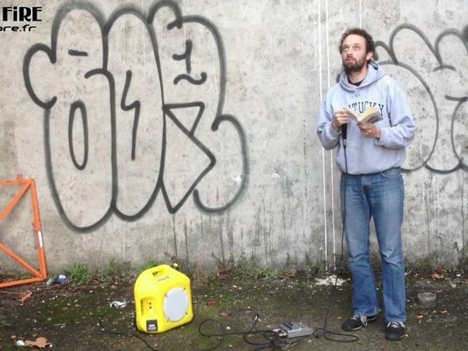 Lecture Spontanée, Déjeuner du matin - Voix+Mic+Loop sur AMP EL'FIRE UNIC