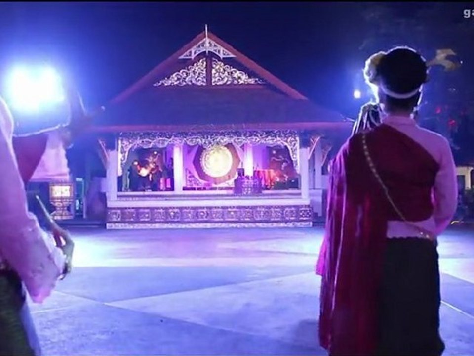 Khum Khantoke 2011 (Gamebill Studio - 2011-2012)