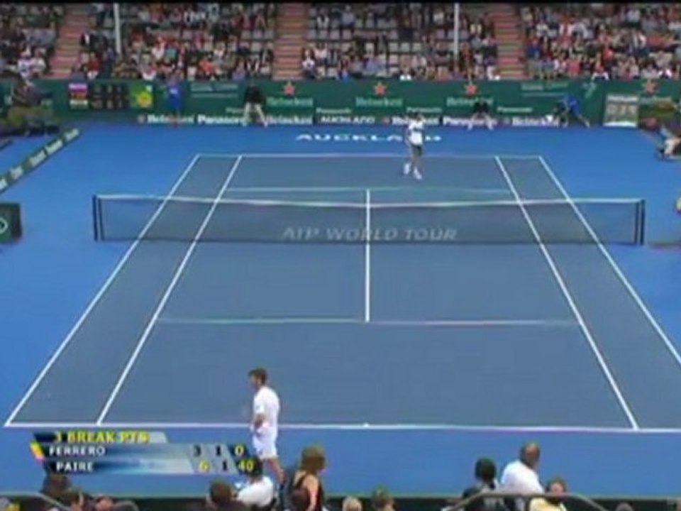 Auckland - Paire überrascht Ferrero