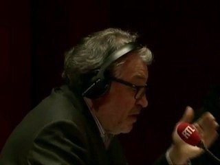 Serge July : "Nicolas Sarkozy à contrepied"