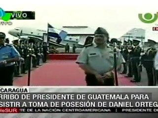 Colom asiste a toma de posesión de Daniel Ortega