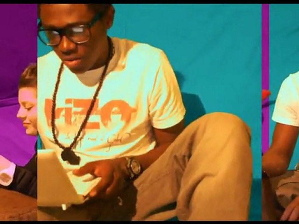 LOL Le Clip Officiel (version 1)