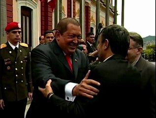 Chavez et Ahmadinejad : déclaration d'amour aux peuples du monde.