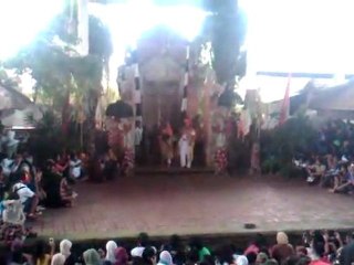 tari barong dan keris
