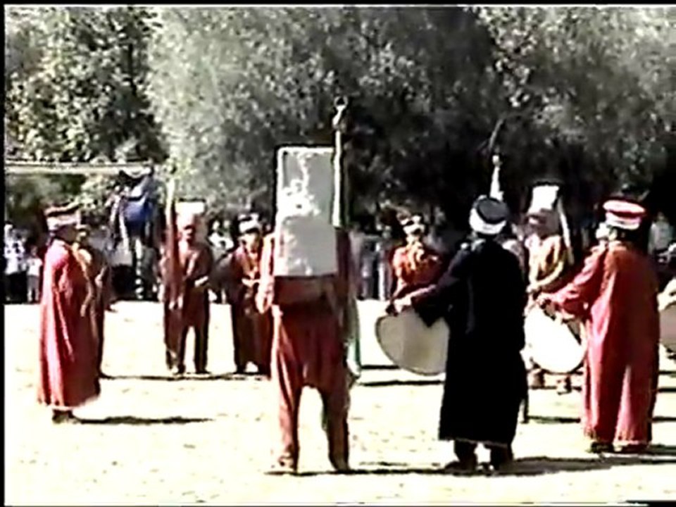 KIRBAŞINDA MEHTER TAKIMI İSTİKLAL MARŞI SAYGI DURUŞU 2004 KIRBAŞI BELEDİYESİ 1.  HASAT FESTİVALİ