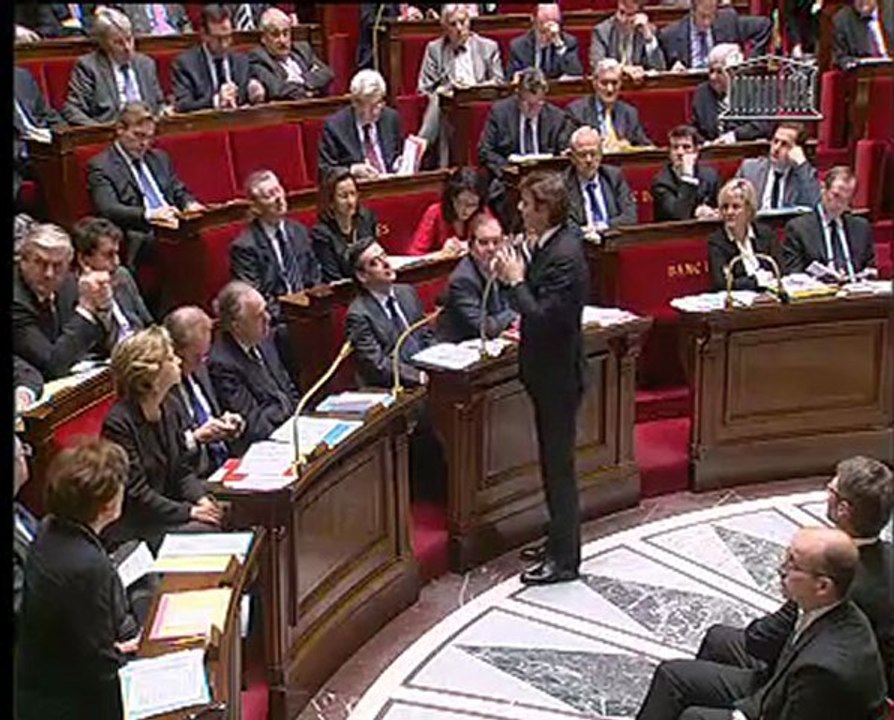 Pierre Alain  Muet, Question d'actualité sur la TVA sociale, janvier 2012