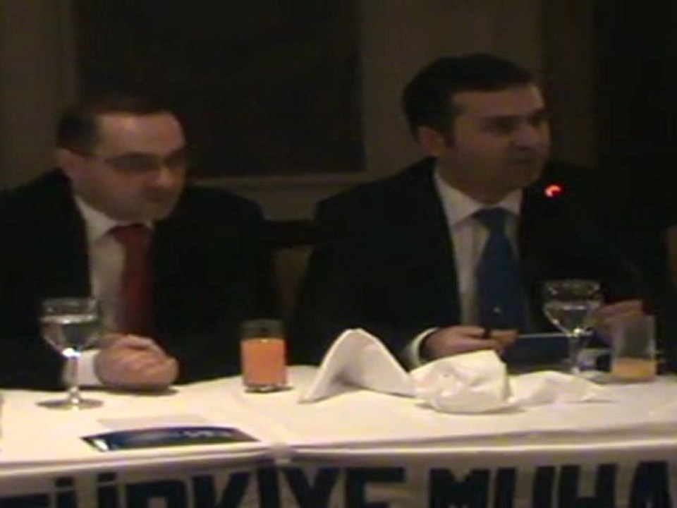 4- (09.01.2012) - Türkiye Muhasebe Uzmanları Derneği, İstanbul Vergi Dairesi Başkanı Mustafa DAKIN' ı Konuk Ederek, İstanbul Vergi Dairelerinden Beklentilerini Dile Getirdiler.