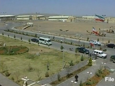 Iran blast kills nuclear scientist