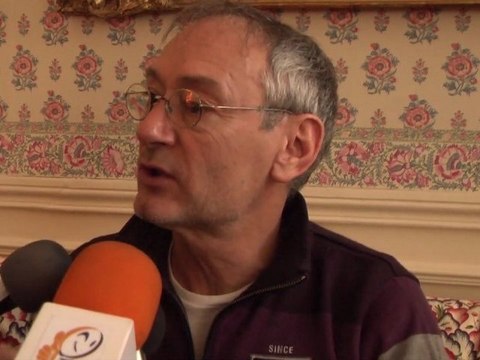 Le chanteur Michael Jones en visite à Carcassonne pour aider l’association Lo Camin del Sol :