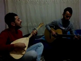 Yeni Cami Avlusunda.. [YENİ]