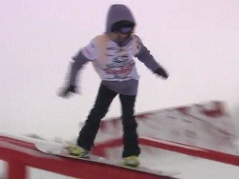 TTR Tricks - Anna Gasser snowboard tricks at O'Neill Evolution 2012
