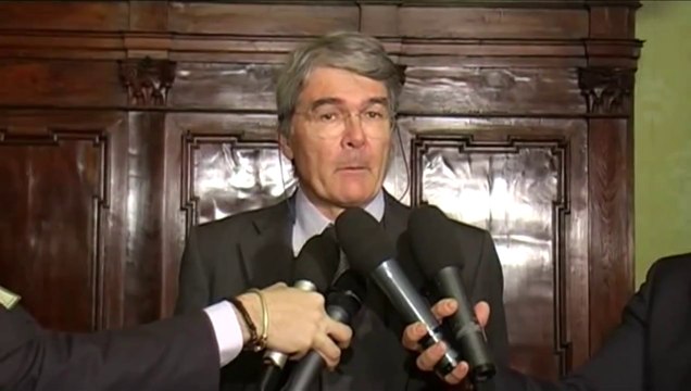 Castelli - Noi guardiamo a quello che Monti fa no a quello che dice