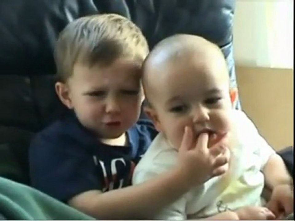 Charlie Bit My Finger - Original Proper SPARTA Remix!!