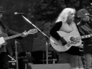 Emmylou Harris: Hickory Wind