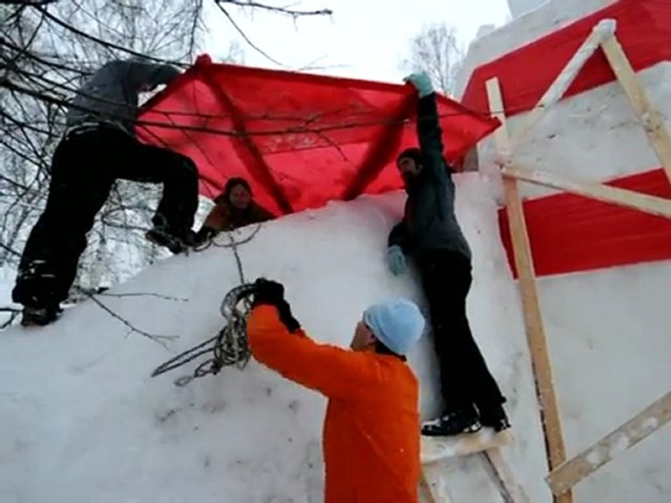 Eiskalte Kunst in Moskau - zum Dahinschmelzen