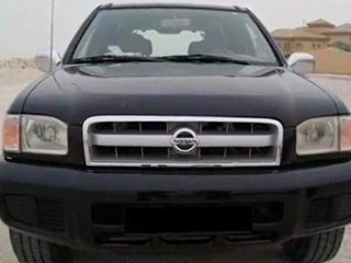 Nissan Pathfinder 2004-Black for sale in Qatar
