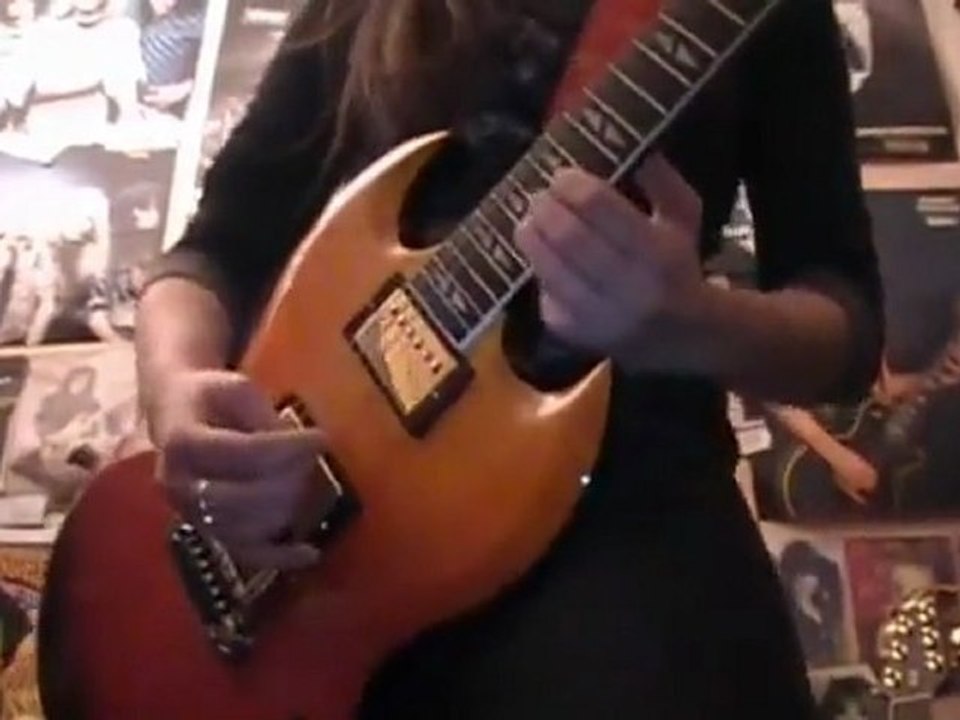 Candace Aum .very great guitarias