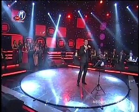 Arif Özgülüş ~ Gönlüm Yaralı Bilmiyorum Yâr Bana N'oldu