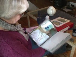 La croisade d'une retraitée allemande contre les graffiti nazis