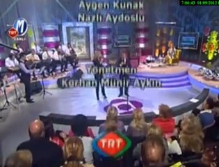 Süheyla Eren~ Çiçekler Derleyeyim