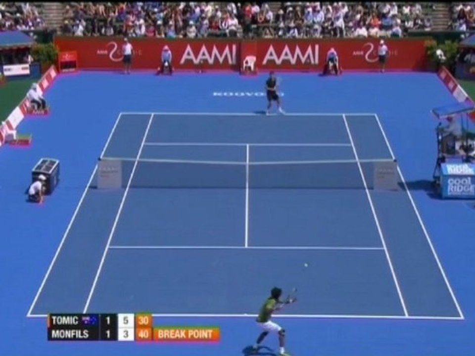 Melbourne - Tomic marschiert weiter