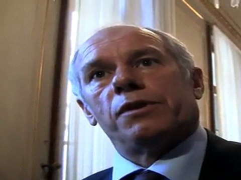 Roms : jamais l'Etat n'a promis de faire une table ronde , Hugues Parant