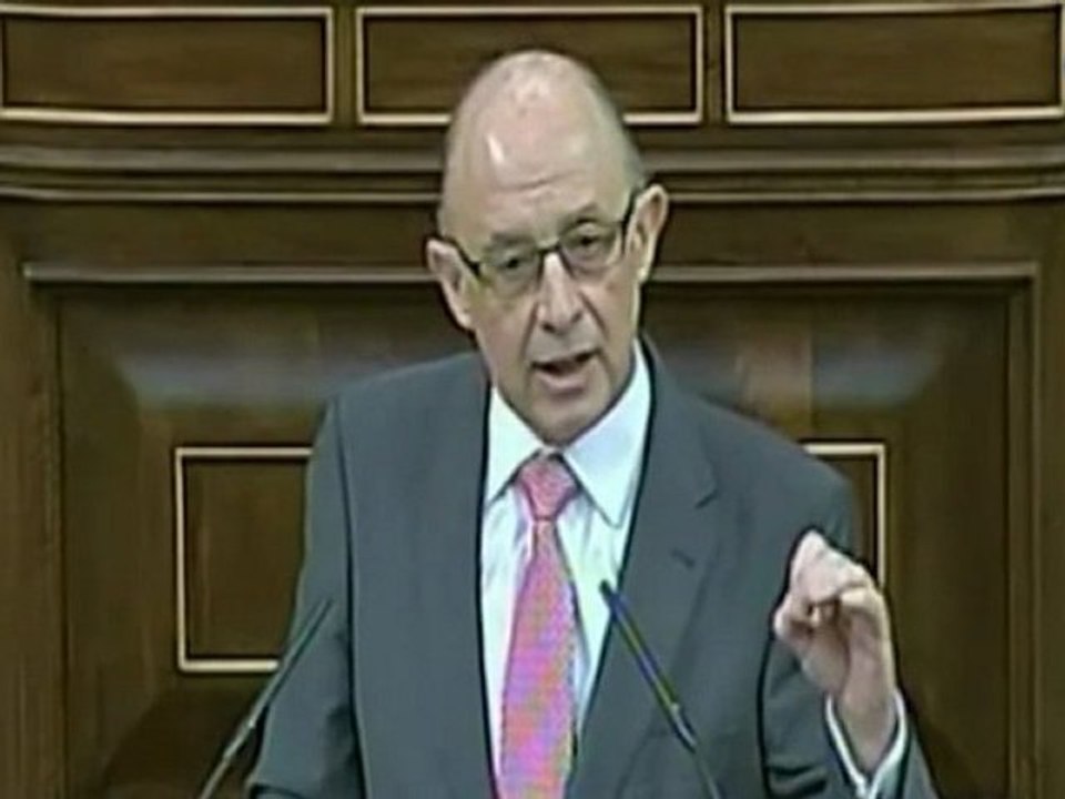 Montoro explica el plan de ajuste: ´Medidas excepcionales para una situación excepcional´
