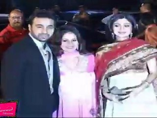 Shilpa Shetty Comes First Time  With Her 'BABY BUMP' Publicly @ 'Lohri Ki raat' Fest