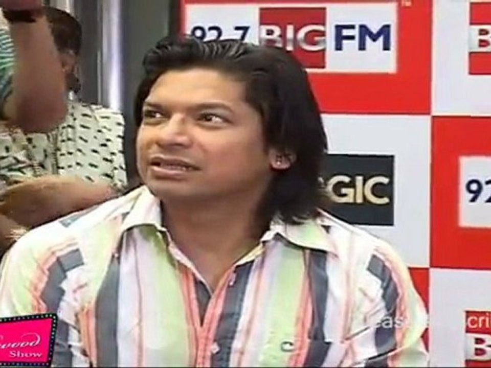 VIDIYA BALAN AT 92.7 BIG FM FOR BIG STAR AWARD...