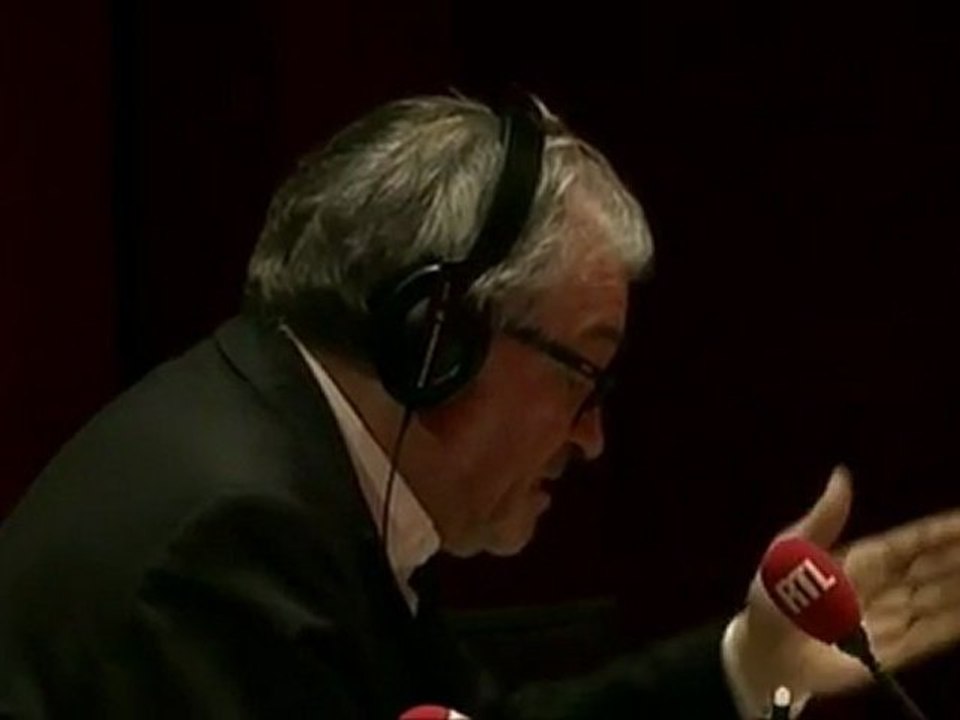 Serge July : "Le retour du fantôme du 21 avril"