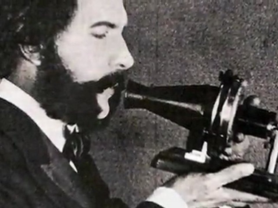 Tuluyhan Uğurlu/ Düşlerini Erteleme