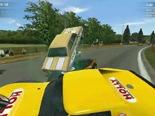 Race 2 start crash_E