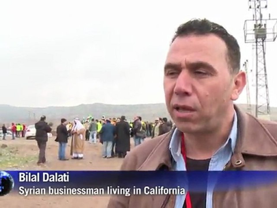 Syrian activists blocked at Turkey/Syria border