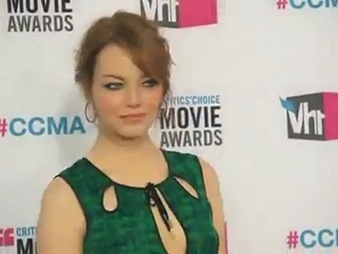 Stars go bold on Critics' Choice red carpet