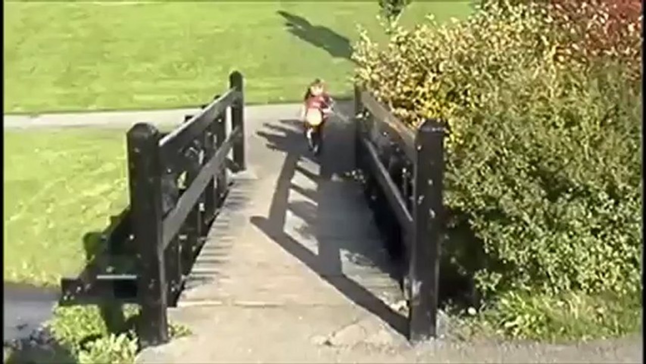 Οχτάχρονος Ιρλανδός μαγεύει τη μπάλα