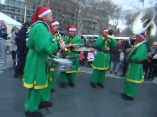 Extrait Parade de peluches de Noël