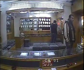 حرامي في محل ذهب بابو نصير  الاردن