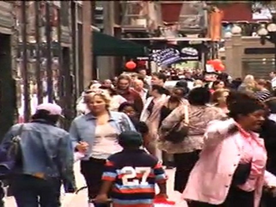 Blackhole - Pablo Navarro e Yvonne Márquez