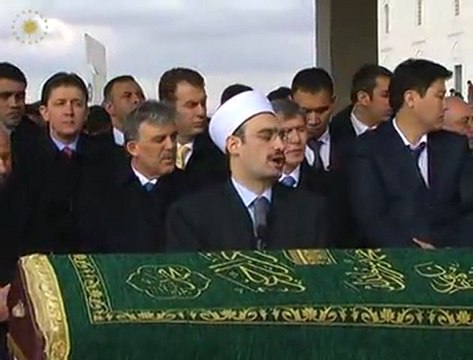 Cumhurbaşkanı Abdullah Gül ile Kırgızistan Cumhurbaşkanı Atambayev, Mehmet Hayati Eralp’in cenaze namazını katıldı