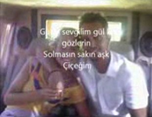 BOZZY GÜLSÜN,DÜNYA GÜLSÜN :)