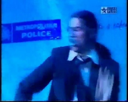 Suleman Mirza – (SIGNATURE) MICHAEL JACKSON Dangerous (Wembley Arena)