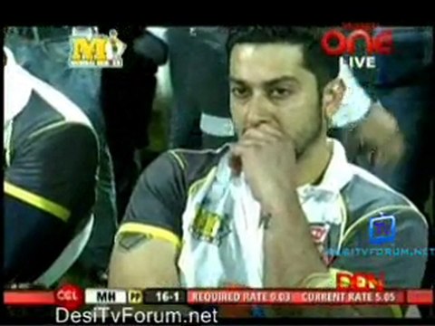 Mumbai Heroes v Telugu Warriors - Mumbai Heroes Inning - Ov03-04
