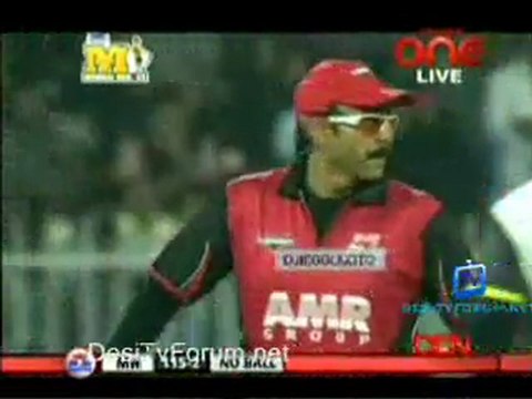 Mumbai Heroes v Telugu Warriors - Mumbai Heroes Inning - Ov15-16