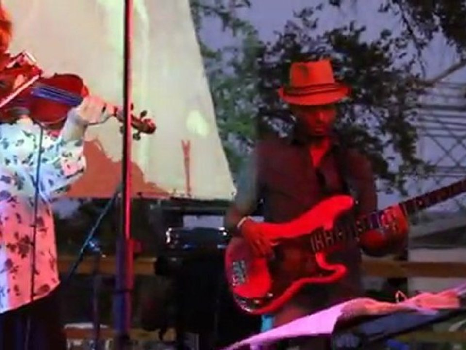 Music in Austin Tx with Lisa Tingle & Strings Attached ...