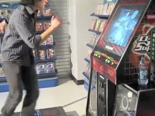 Turntill & Merlin - Groove on (now on iTunes)