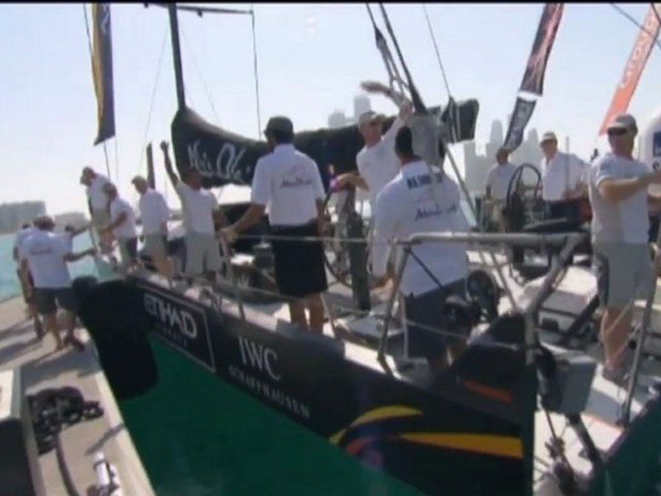 Volvo Ocean Race - Abu Dhabi gewinnt Hafenrennen