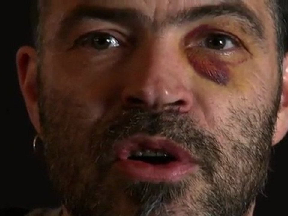 Denis: "Maintenant il faut leur couper le sifflet aux flics"