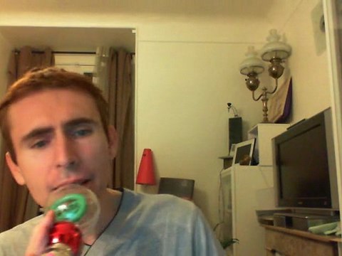 Wiwi égratigne le prince de Madrid de Luis Mariano